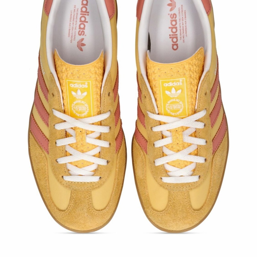 Adidas Gazelle Sneakers size 8